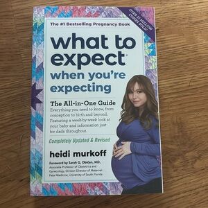 what to expect when you’re expecting pregnancy guide book
